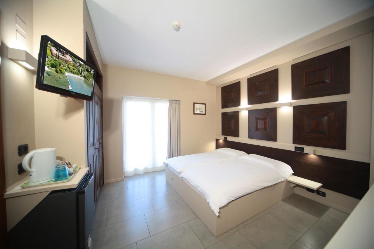Hotel La Pauel Σιρμιόνε Εξωτερικό φωτογραφία