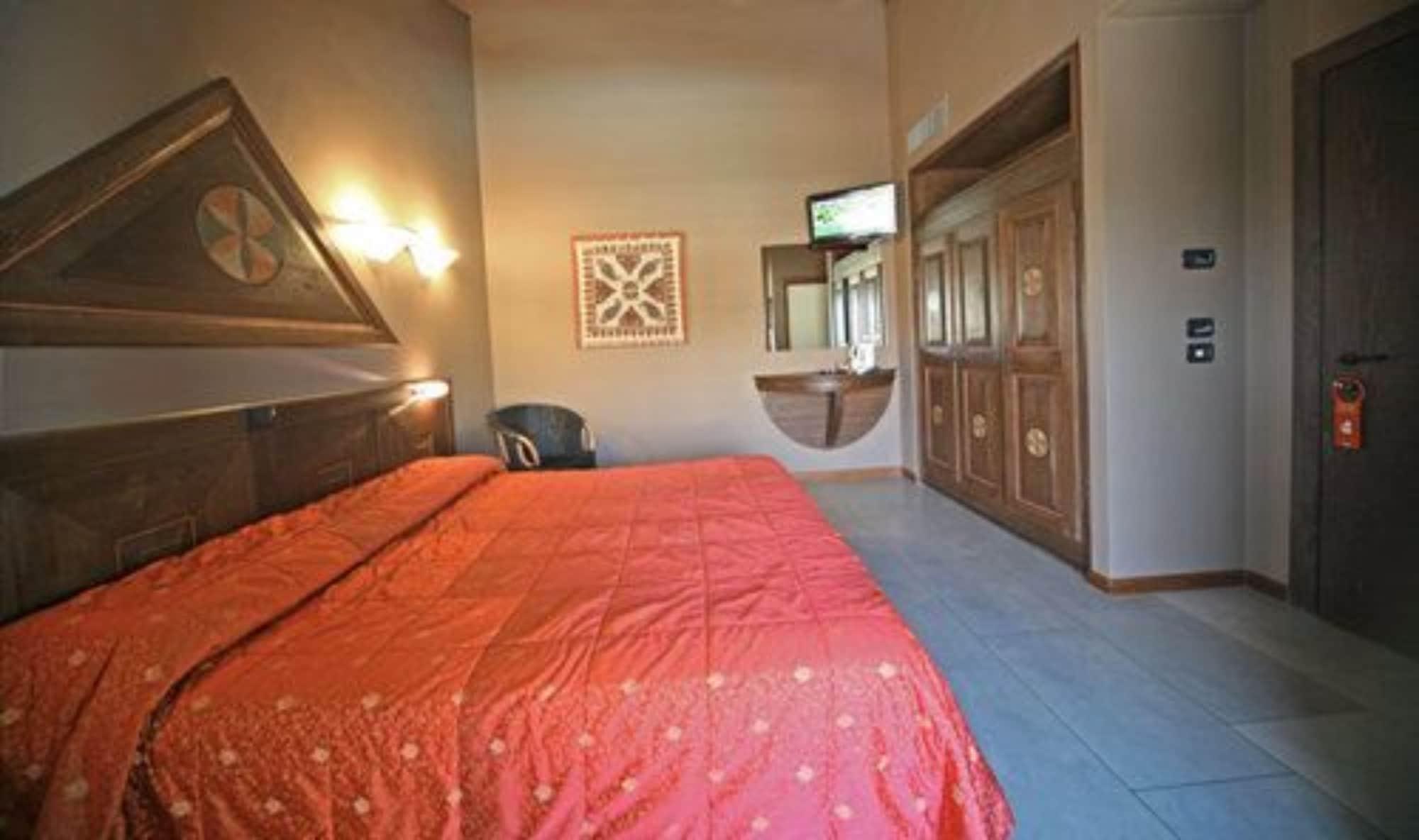 Hotel La Pauel Σιρμιόνε Εξωτερικό φωτογραφία