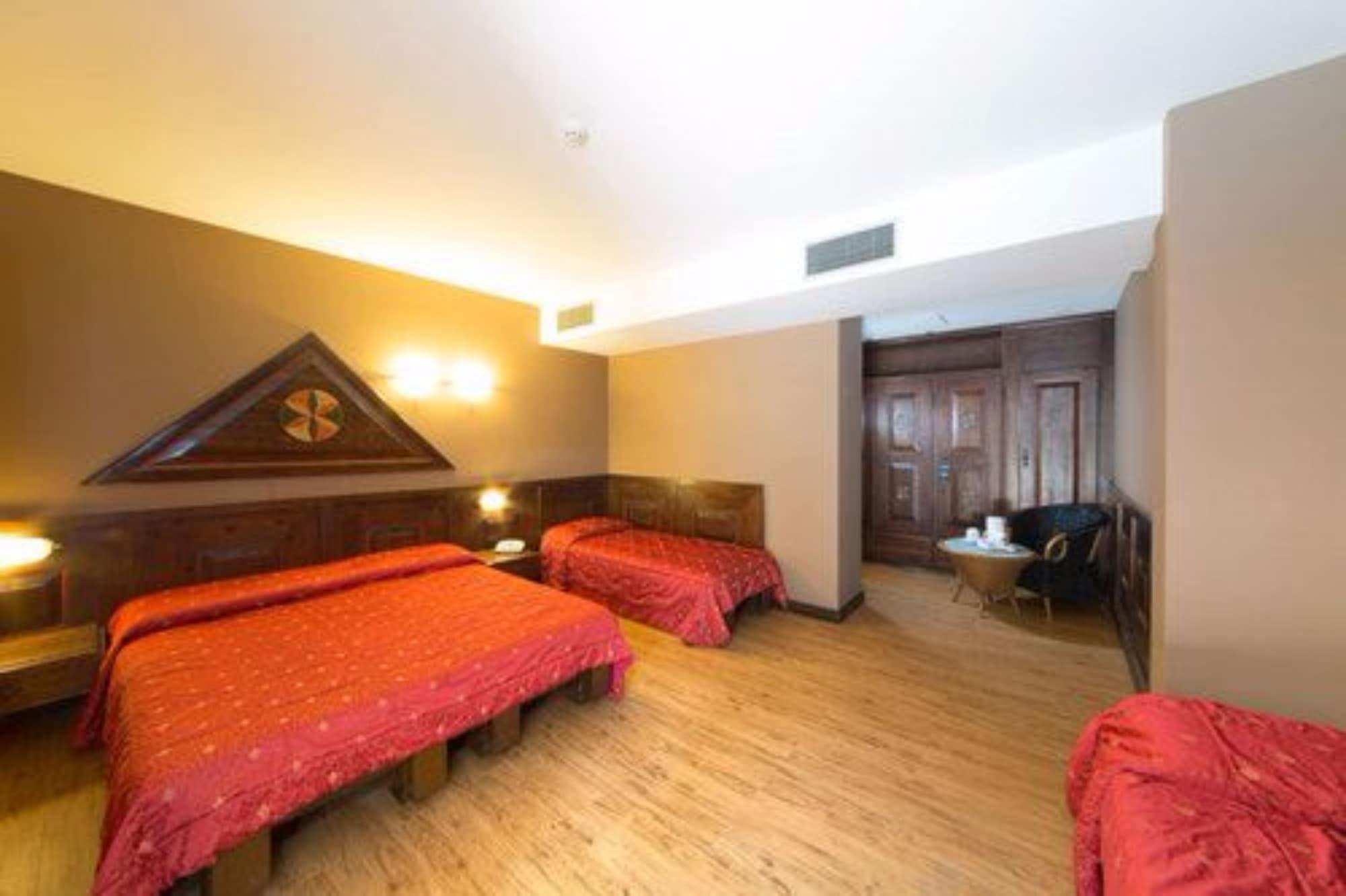 Hotel La Pauel Σιρμιόνε Εξωτερικό φωτογραφία