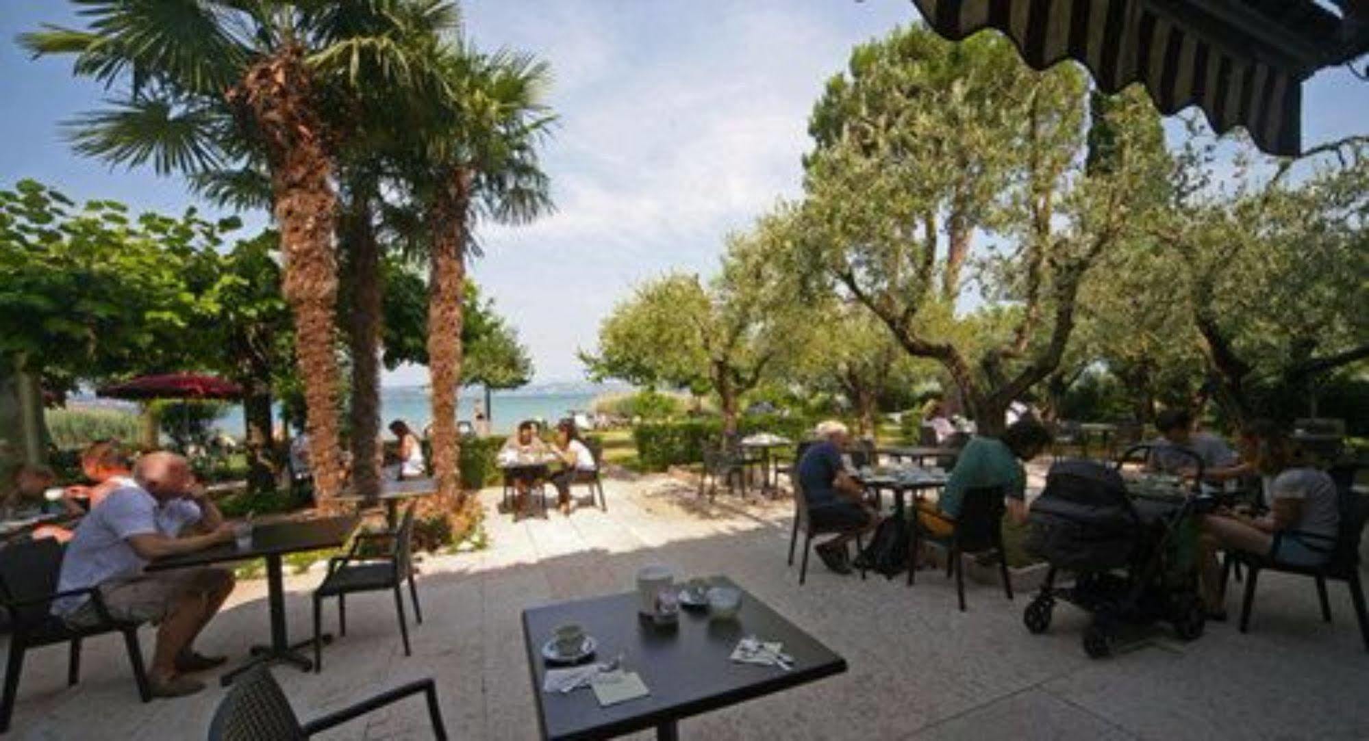Hotel La Pauel Σιρμιόνε Εξωτερικό φωτογραφία